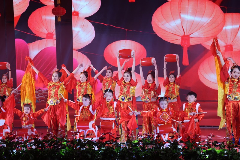 3. 张灯结彩 (2).jpg